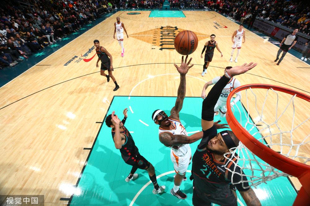 界足坛的高 界足坛的高