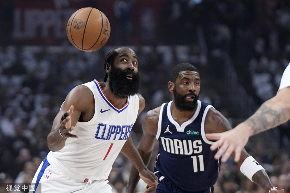 他的名字再 他的名字再